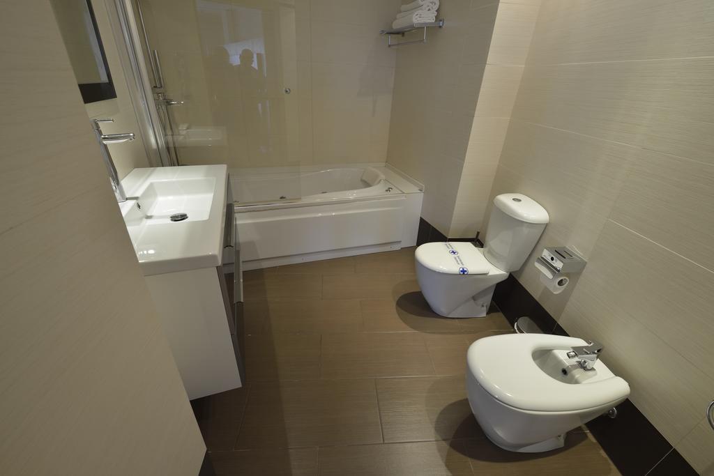 Hotel Ciutat D'Amposta Esterno foto