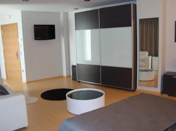 Hotel Ciutat D'Amposta Esterno foto